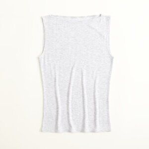 NWOT Abercrombie & Fitch Featherweight Rib Slash Top XXS